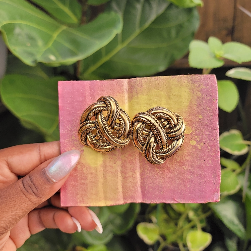 Gold Vintage Clip On Earrings